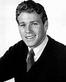 RYAN O'NEAL... | Ryan o'neal, Movie stars, American actors