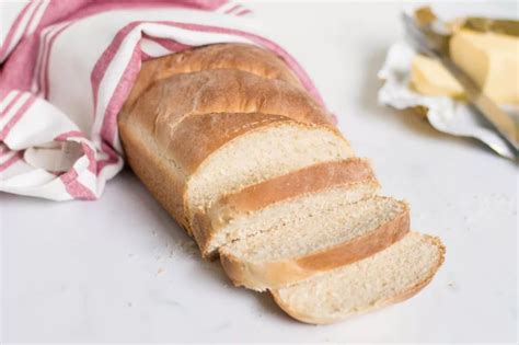 21 Easy Yeast Bread Recipes