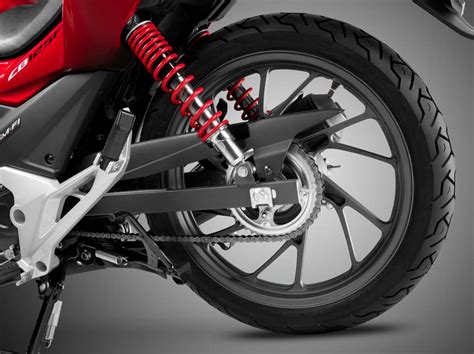 2015 honda cb125f rear wheel at cpu hunter all pictures and news about motorcycles and