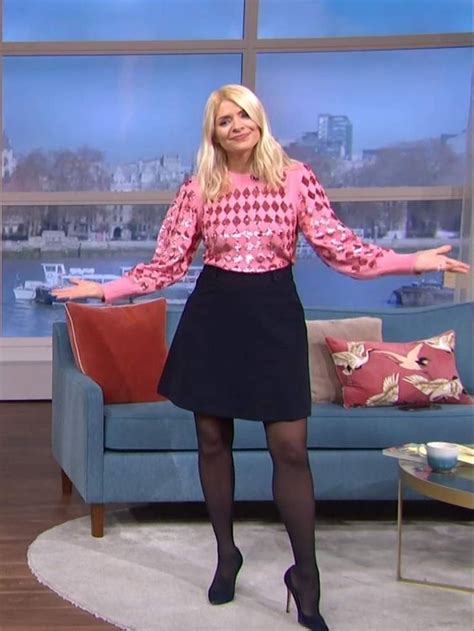 holly 😍 in 2021 holly willoughby style holly willoughby legs holly willoughby