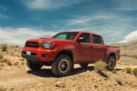 2015 Toyota Tacoma Trd Pro First Drive Review Autotrader