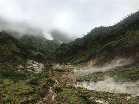 Dominica: The Valley Of Desolation And The Boiling Lake | UD Abroad Blog