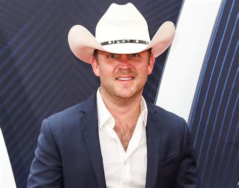 Justin Moore Hits Number One With We Didnt Have Much B104 Wbwn Fm