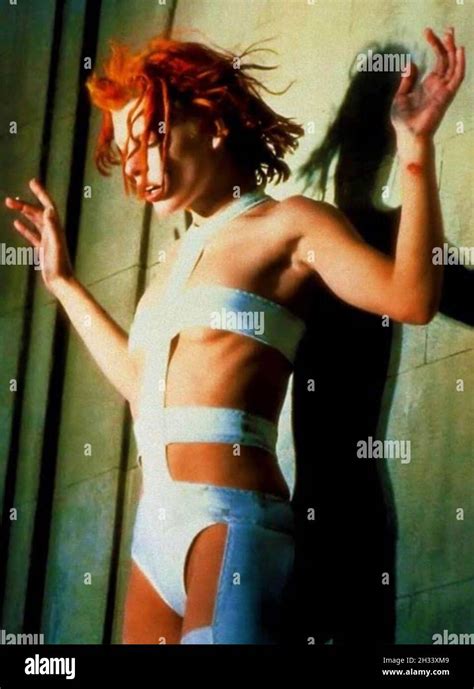 The Fifth Element 1997 Sony Pictures Entertainment Film With Milla