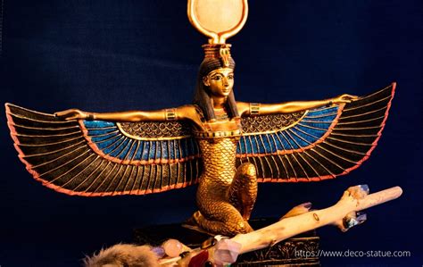 Isis Histoire de la déesse Égyptienne et mythologie Déco Statue