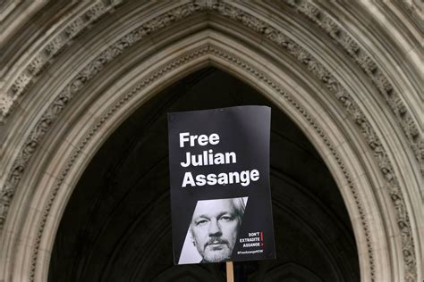 Whistleblower Wikileaks Gründer Assange Will Auslieferung In Letzter