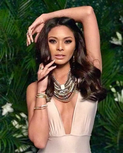 Maxine Medina Nude Pictures Which Prove Beauty Beyond Recognition