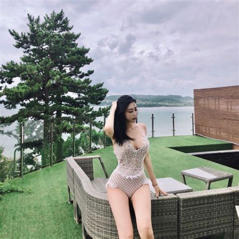Choi Somi White Swimsuit Hd Porn Pics