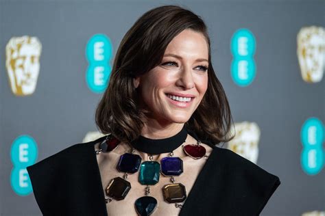 Fans Think Cate Blanchetts Dress Looks Suspiciously Like The Infinity