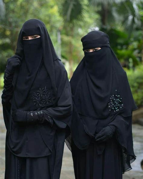 Why Do Muslim Women Wear Headscarves Hijab Inside Saudi