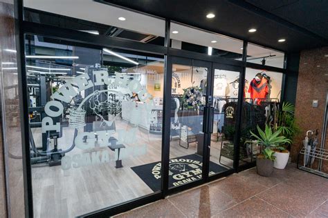マシン - パワーハウスジム大阪ジャパン｜Powerhouse GYM Osaka Japanパワーハウスジム大阪ジャパン