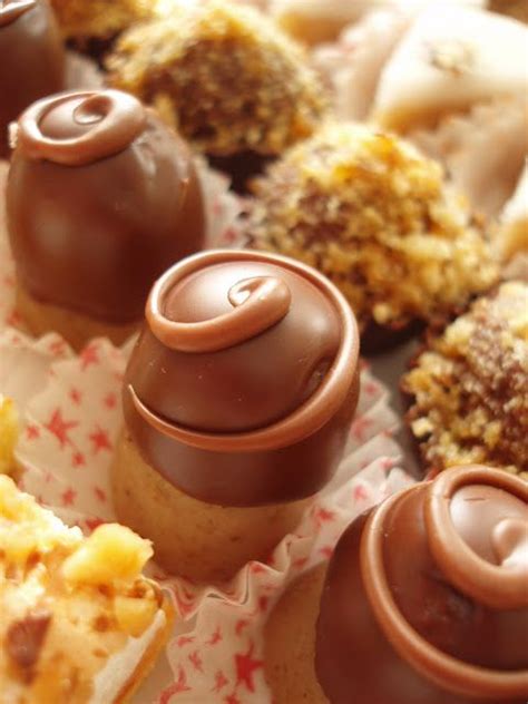 30 Best Recepti Za Sitne Kolace Images On Pinterest Cakes Eat And Truffles