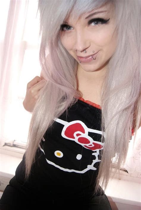 Hello Kitty Piercings And Scene Image 153773 On