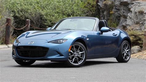 2019 Mazda Mx 5 Miata First Drive The Whole Package