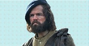 Outlander’s Stephen Walters on Kissing Claire and Having a Mouth Full ...