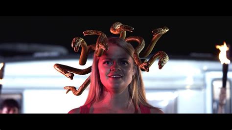 Trailer Medusa Youtube