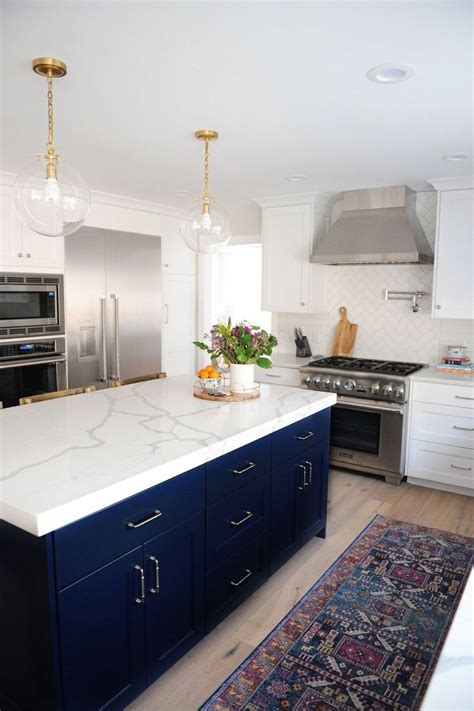 30 Navy Kitchen Island With White Cabinets