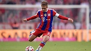 Bayern Munich captain Philipp Lahm undergoes surgery on broken ankle ...