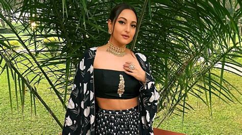 Sonakshi Sinha No Truth To Rumours Of Non Bailable Warrant Against Me