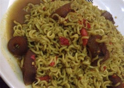 Yanda zaki soyayyar indomie me kamar wainar fulawa. Wainar Indomie / Indomie Noodles With Kpomo Recipe By ...
