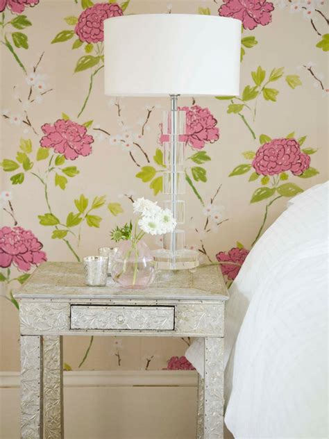 How To Add Wallpaper Hgtv