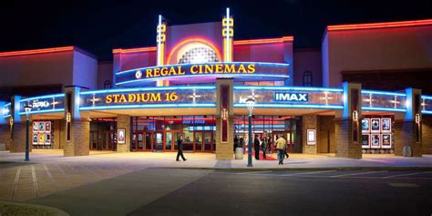 Regal Entertainment Group Supports AMC Theatres Universal Pictures Film Ban - Reel Talk Inc.