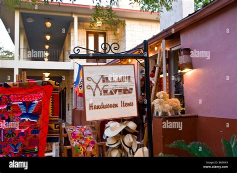 La Villita Weavers Handwoven Shopping Souvenirs Historic Arts Village