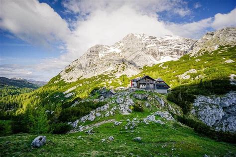 Hut To Hut Hiking In Austria 10 Essential Tips Moon And Honey Travel
