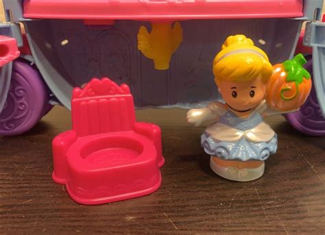 Fisher Price Little People Disney Princess Cinderellas Carriage In
