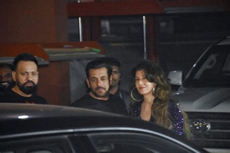 Salman Khan Pictured With Ex Girlfriend Sangeeta Bijlani At His