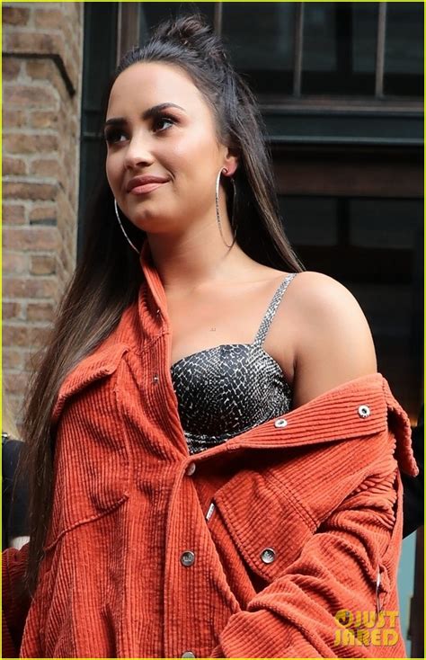 Demi Lovato Slays In All Red Outfit Flashes Glimpse Of Her Bra Photo 3969413 Demi Lovato