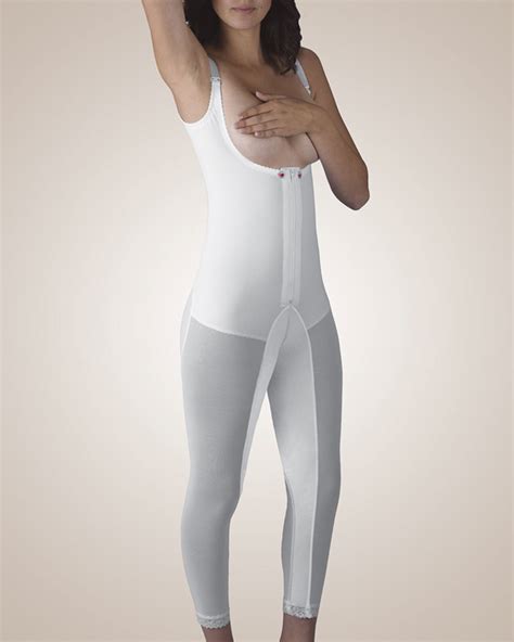 Design Veronique Zippered Below Knee Molded Buttocks High Back Girdle