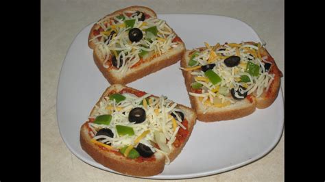 So tried this simple bread pizza and my kids were standing near the oven and they were now and then checking whether it got cooked. Bread Pizza recipe - YouTube