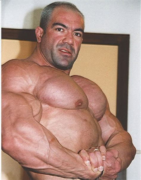 Muscle Lover Turkish Bodybuilder Mehmet Yildirim