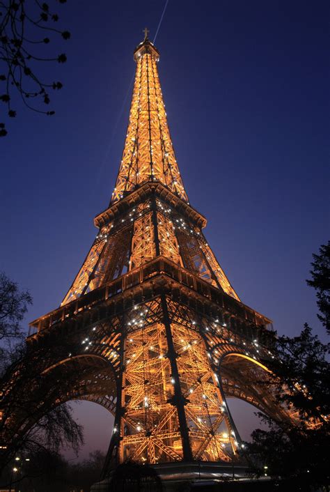 Eiffel Tower France At Night Paris Paris Eiffel Tower At Night The
