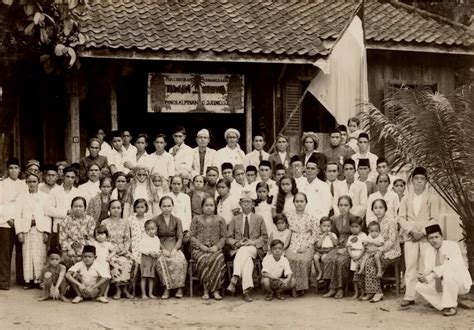 Ki Hajar Dewantara Sosok Penting Dalam Sejarah Pendidikan Indonesia