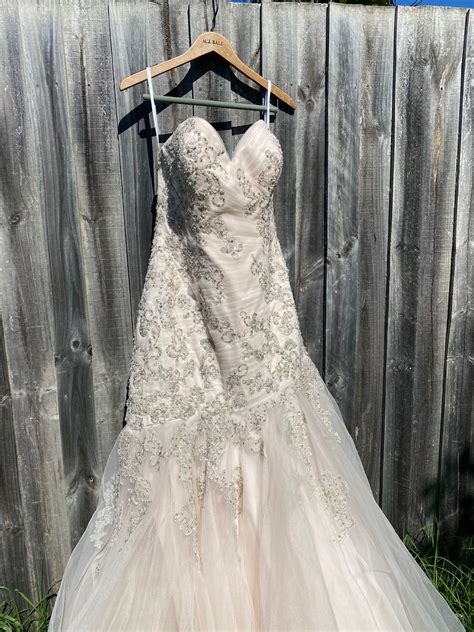 Allure Bridals W372 Wedding Dress Save 76 Stillwhite