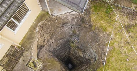 300ft Deep Mine Shaft Opens Just Yards From Cornwall Home Huffpost Uk