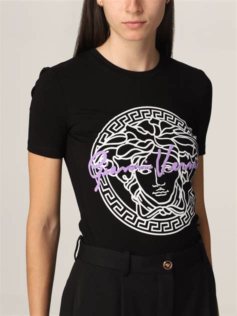 Versace T Shirt With Medusa Head Print T Shirt Versace Women Black T Shirt Versace A88682