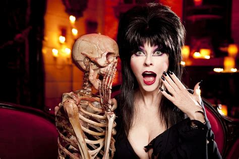 69 Elvira Mistress Of The Dark