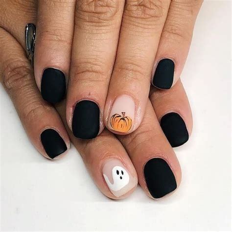 20 Chic And Spooky Halloween Nail Ideas The Unlikely Hostess