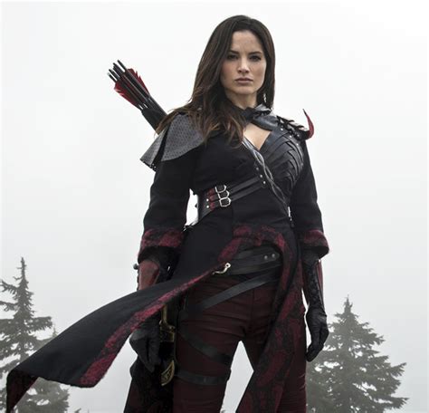 Katrina Law Voltará A Viver Nyssa Al Ghul Em Episódio Inesquecível De