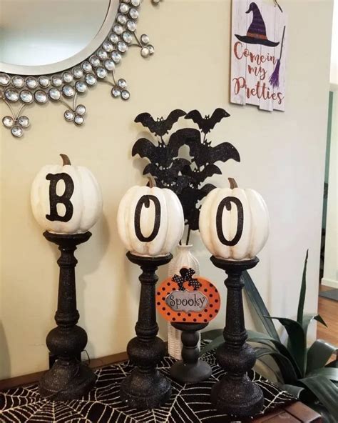 34 Elegant Halloween Decorations That Are So Chic Its Scary