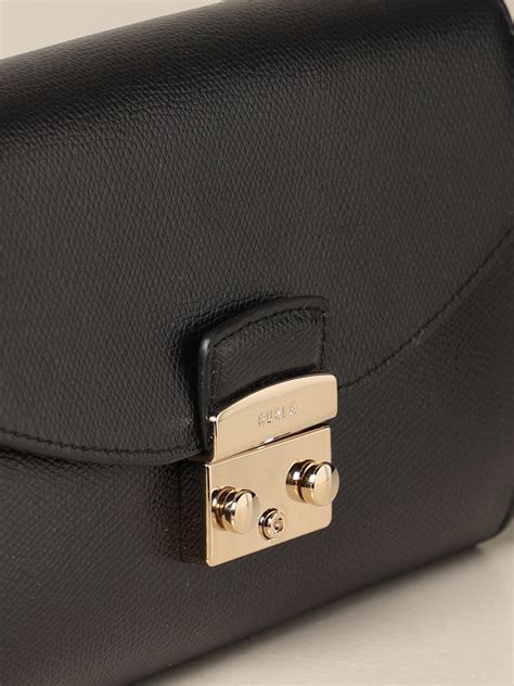 Furla Metropolis Bag In Grained Leather Black Clutch Furla We00120