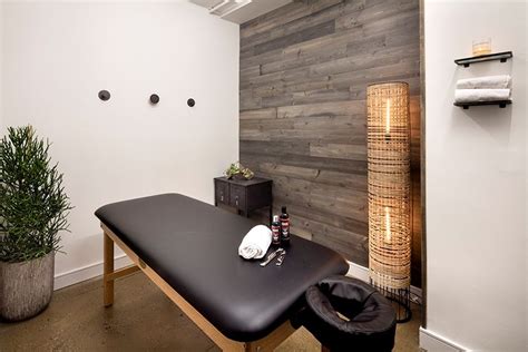 massage room decor massage therapy rooms clinic interior design