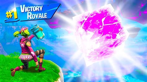 How I Survived The Cube Explosion In Fortnite Battle Royale Youtube