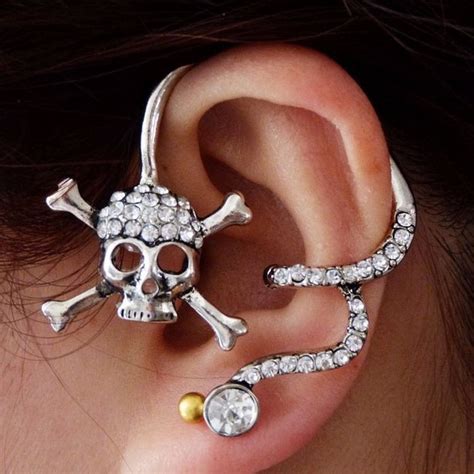 Captain Patch Crystal Pirate Skull Ear Cuff Earring Mybodiart