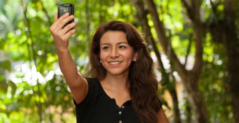 Headshots 101 Why Selfies Dont Cut It Memberclicks