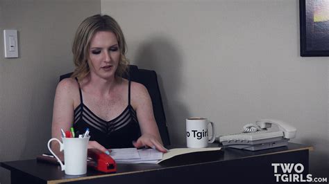 Tgirl Forums On Twitter Watch Slutty Office Slacker Kayleighcoxx84 Get Fucked By Her Boss
