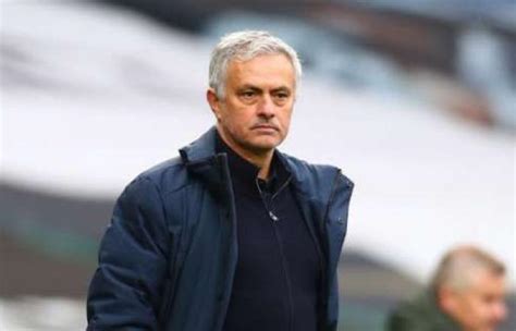 L'unica vittoria della roma, nei 7 precedenti contro mourinho, è la storica partita scontro diretto del campionato 2010, quando luca toni regalò ai giallorossi una vittoria che sapeva di scudetto. Mourinho already ready to return to the bench: three clubs ...